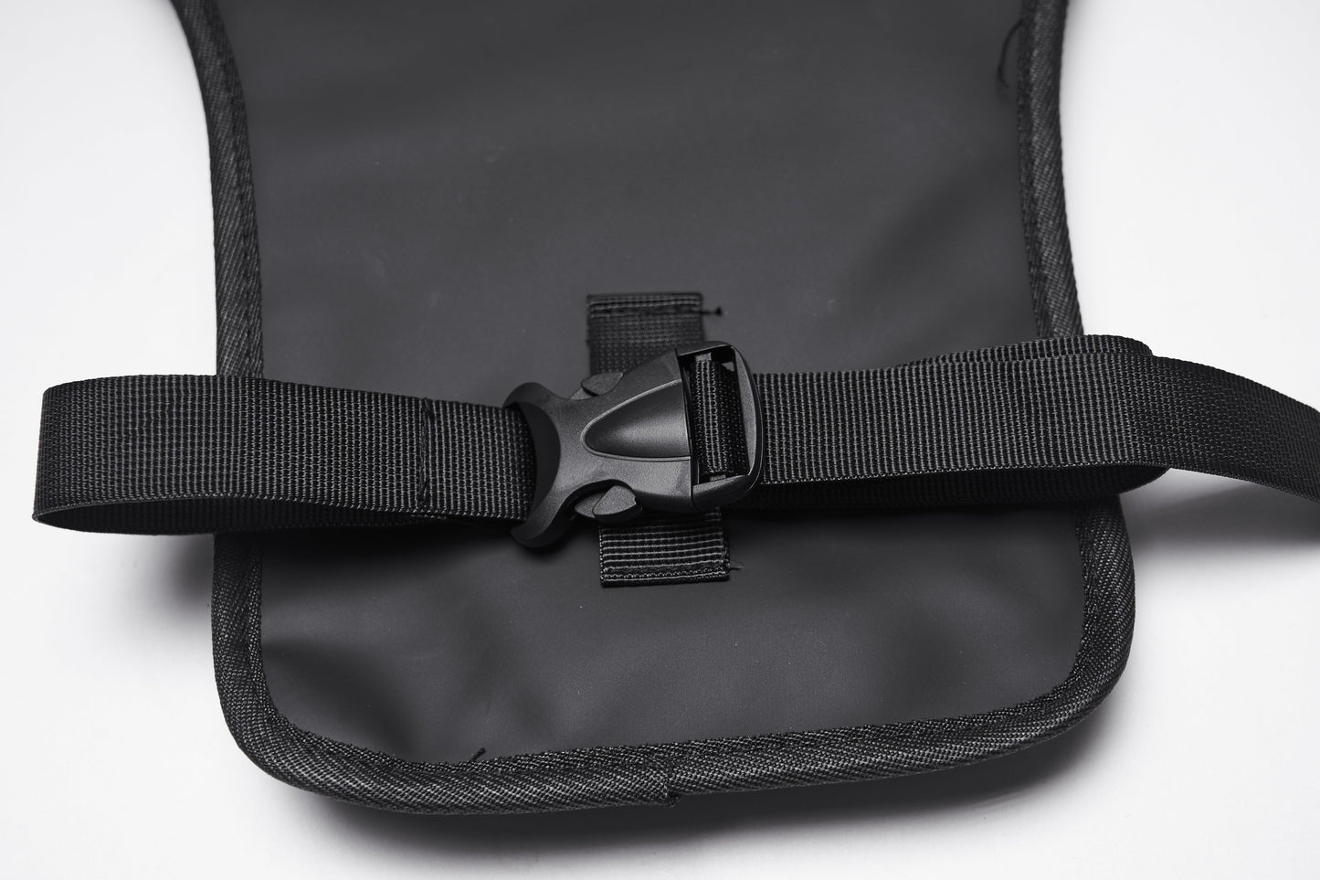 Punk Rave Cyberpunk Chain & Skull Hardware Waist–Leg Bag