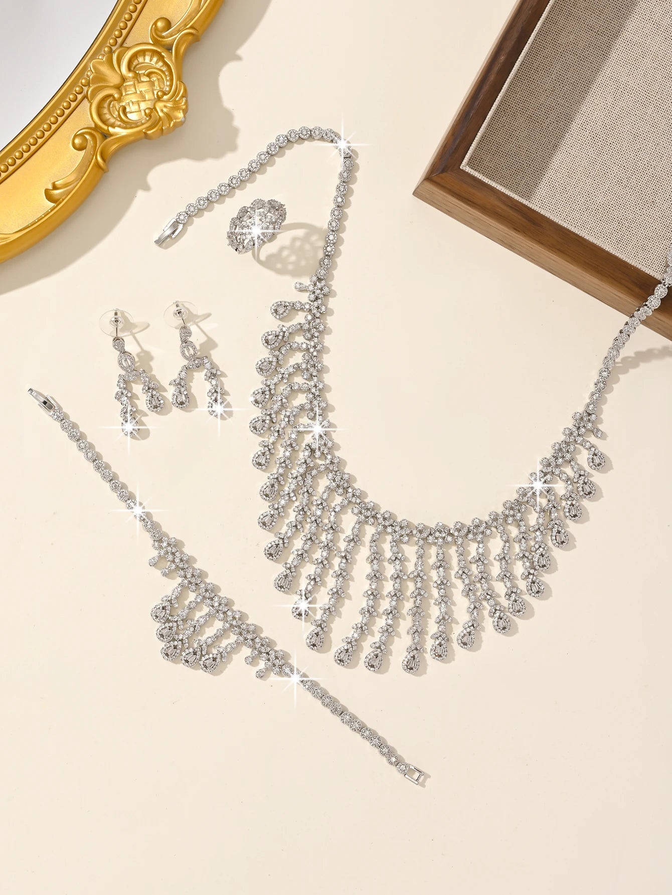 Platinum Plated Set 4-piece Fashion Jewelry Accessories Set Wedding Anniversary Gift