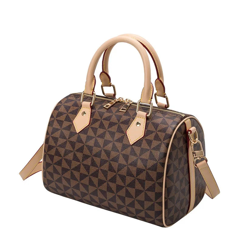 Boston Classic Vintage 2022 New Large Capacity Soft Handbag Women's Shoulder Bag Trendy European And American Style Pillow Bag