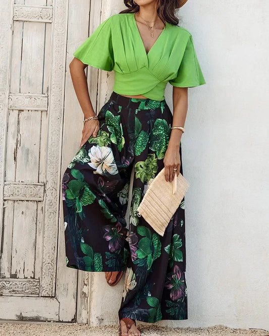 Elegant 2 Pieces for Woman Elegant V-Neck Short Sleeve Ruched Top and Floral Print Pocket Design Wide Leg Pants Sets