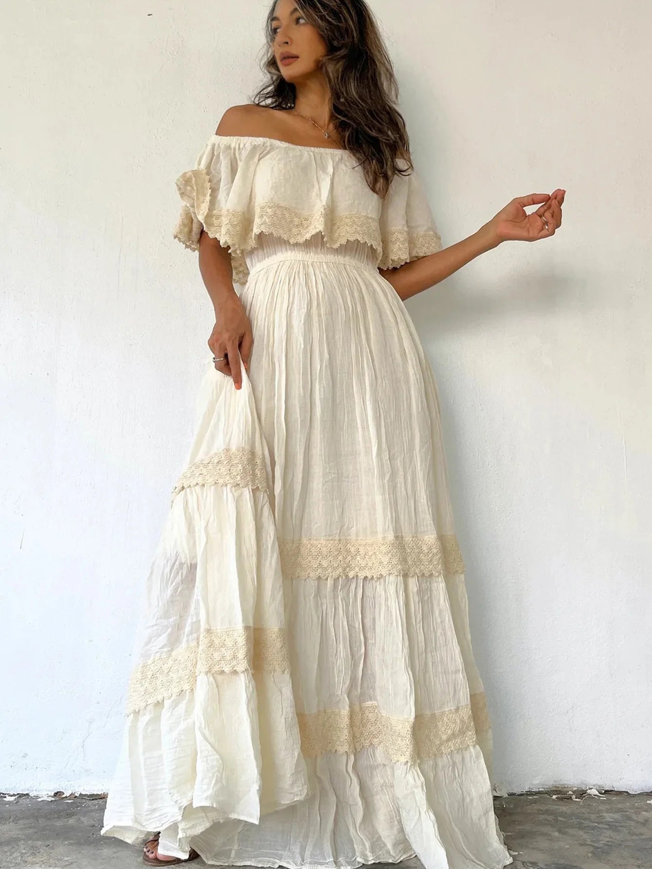 New Retro Women's Dress Floral Print Lace V-Neck Elegant Classic Flared Sleeve Holiday Maxi Dress Elegant Classics Versatility