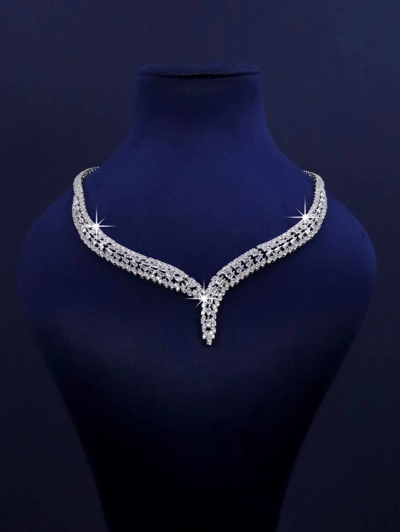 4-piece platinum plated fashion jewelry necklace luxury set