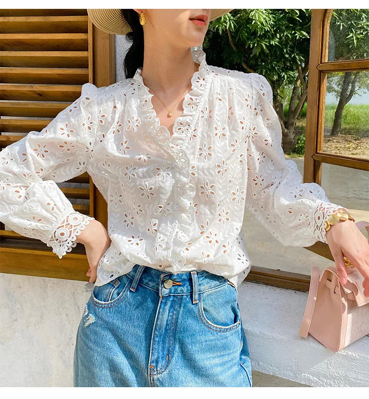 2025 Spring New Women's French White Shirt Splicing Lace Embroidery Design Ladies Shirt Long Sleeve Casual Holiday Beach Tops