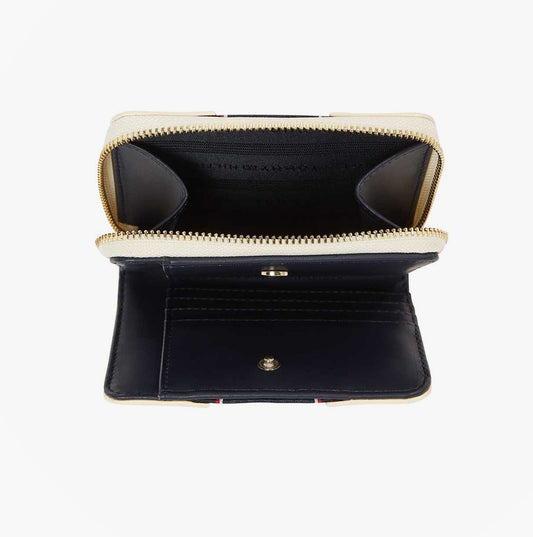 Tommy Hilfiger Womens monogram wallet with TH signature Cream