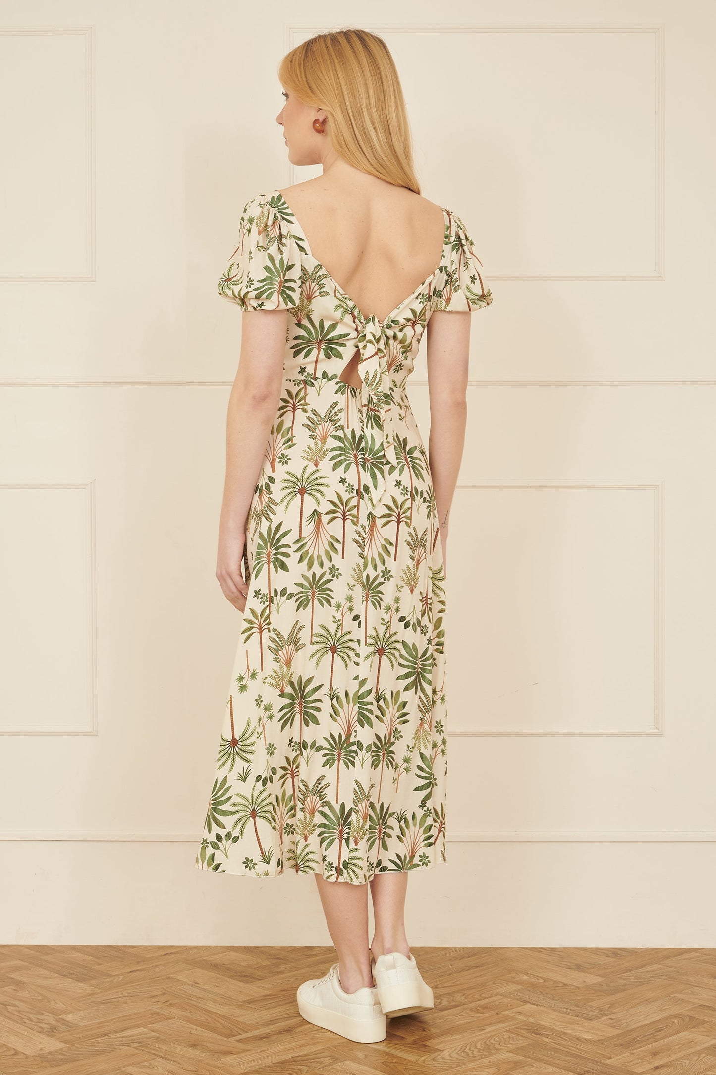 Yumi White Cotton Palm Print Ruched Midi Dress