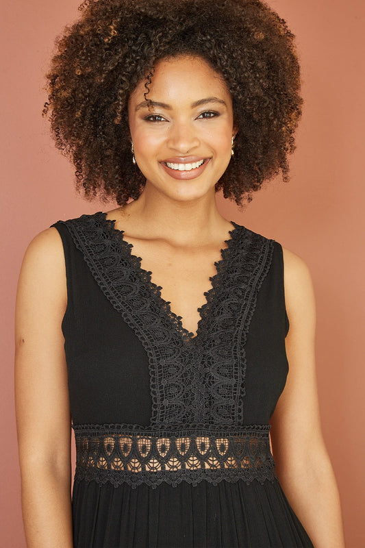 Yumi Black Lace Trim Cotton Midi Sun Dress