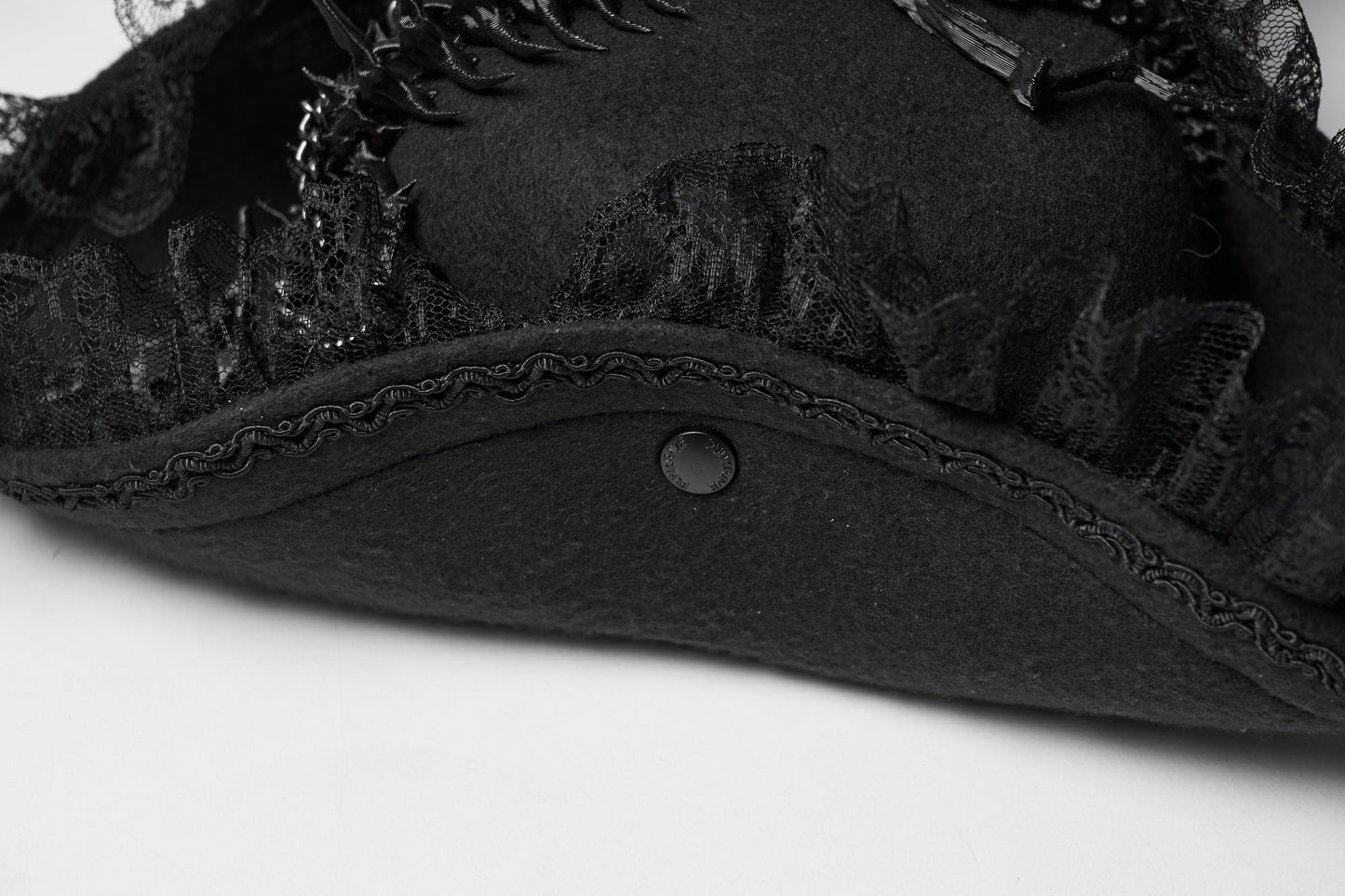 Punk Rave Goth Imprisoned Beast Bone Pirate Hat