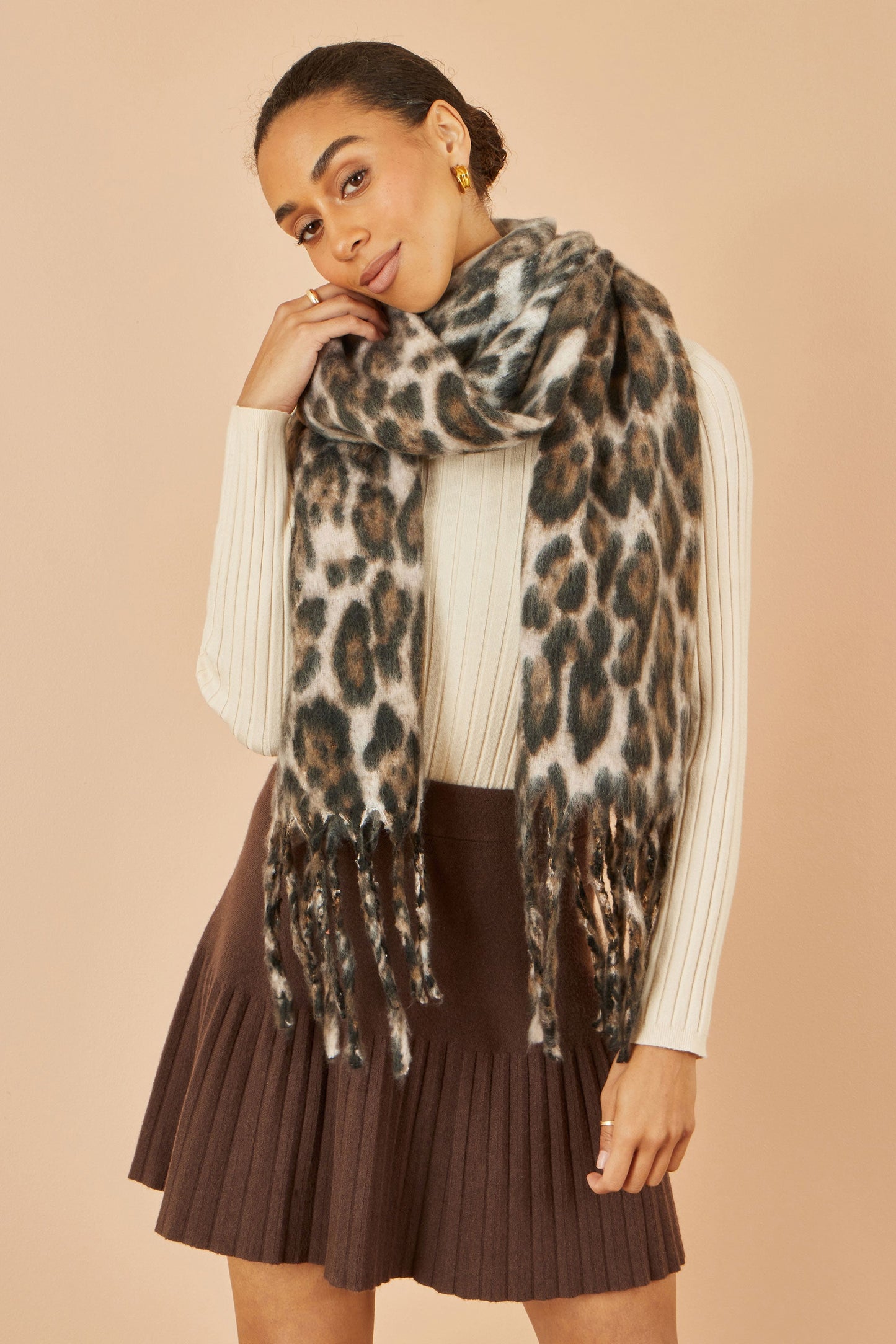 Yumi Brown Leopard Print Soft Scarf