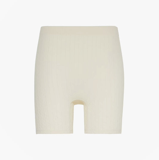Calvin Klein SEAMLESS SHORTIE Womens Shorts Ivory