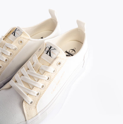 Calvin Klein BOLD VULCANISED Womens Trainers Creamy White/White/Whisper Pink