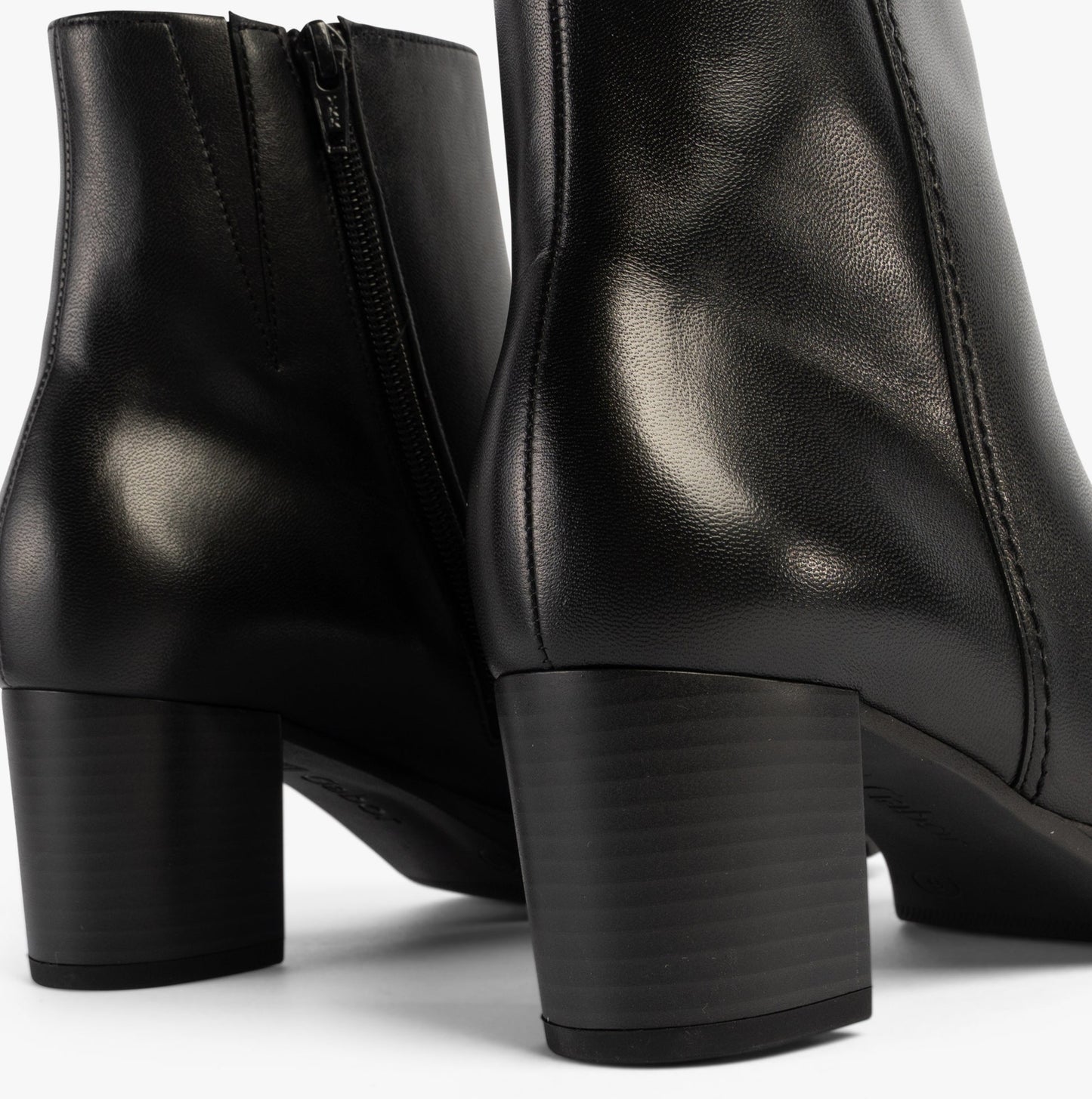 Gabor ESSENTIAL Womens Ankle Boots Black