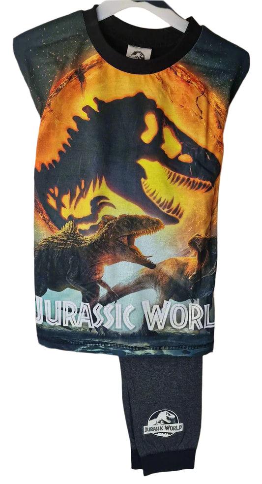 P641 JURASSIC WORLD