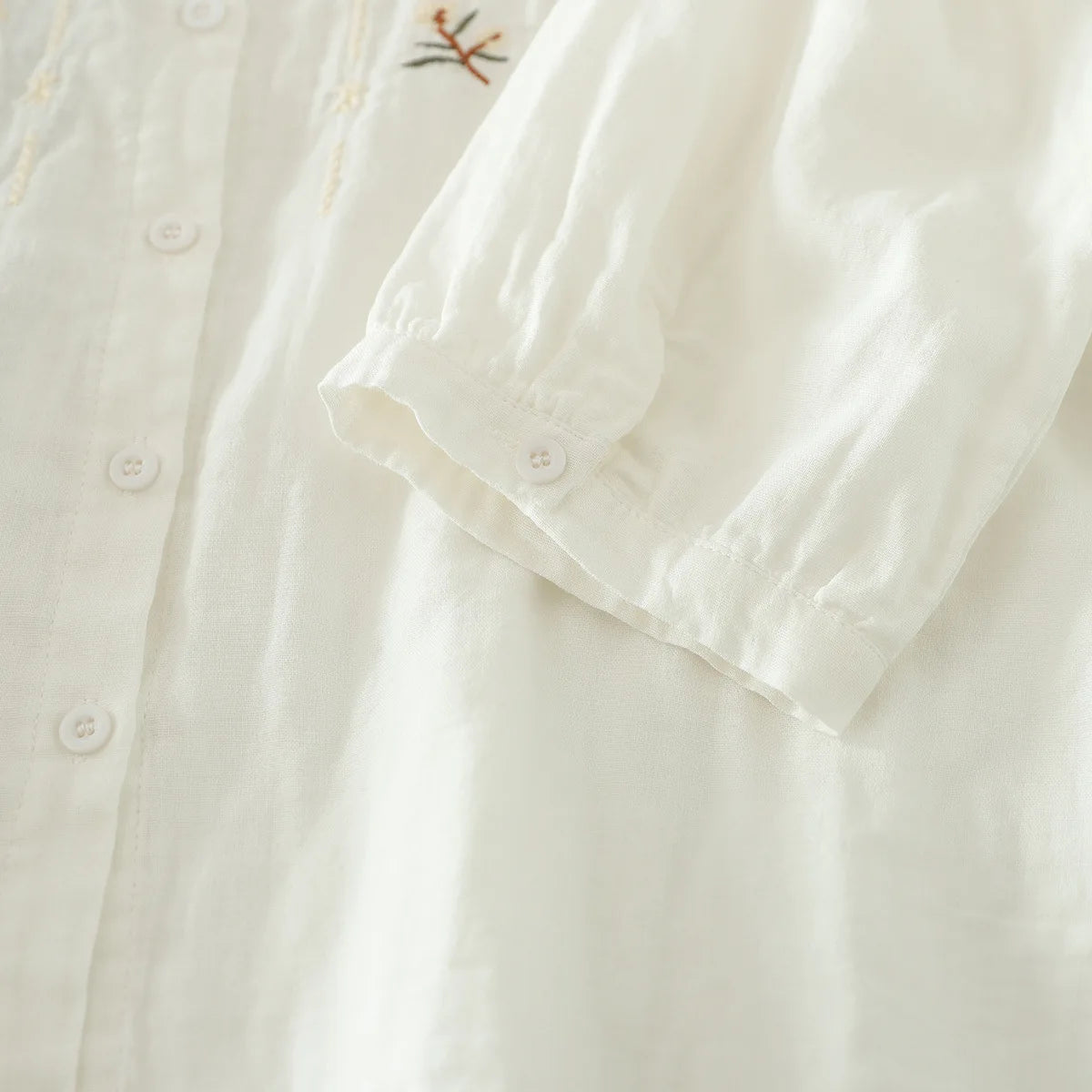 Women's clothing summer 2025 novelty short sleeve lapel white embroidery shirts and blouses stylish stylish women's blouse
