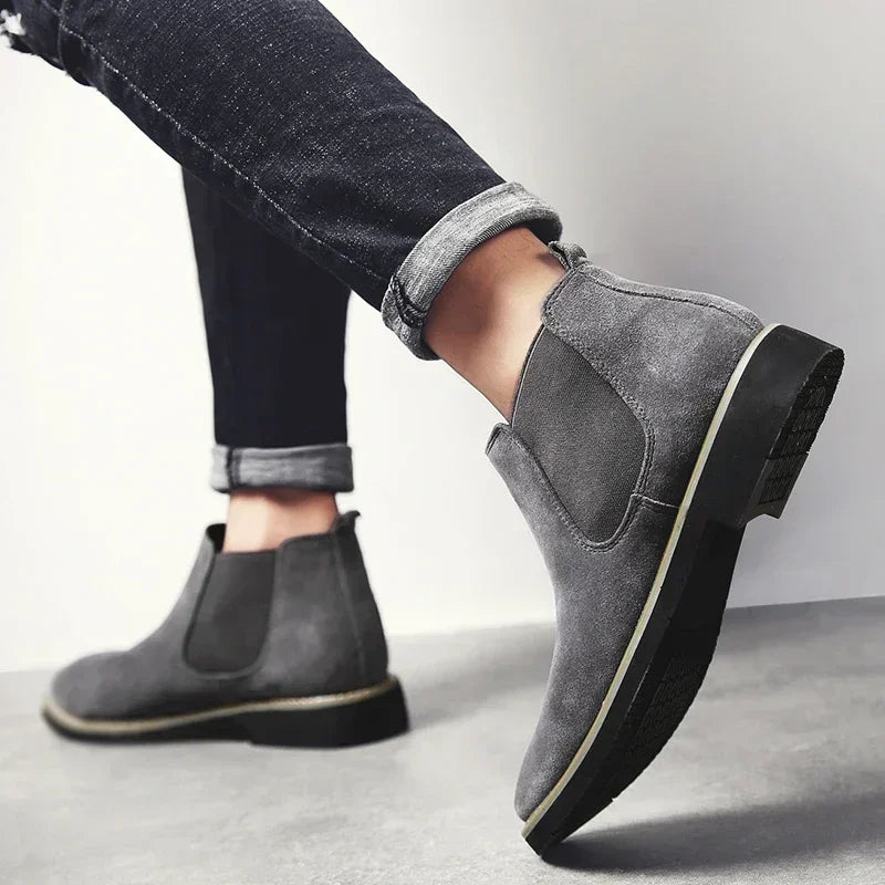 Winter Large Size Men's Chelsea Mid-cut Boots Casual Leather Boots for men  All-match Pointed Toe Wedding Classic Business Boots