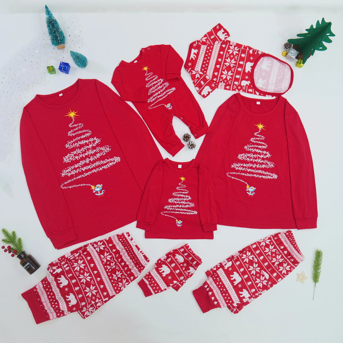 2025 New Family Christmas Outfits Mom Dad Kids Matching Pajamas Set Baby Dog Romper Soft Loose Clothing Sets Sleepwear Xmas Look