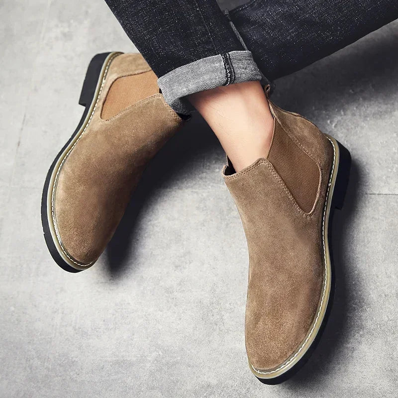 Winter Large Size Men's Chelsea Mid-cut Boots Casual Leather Boots for men  All-match Pointed Toe Wedding Classic Business Boots