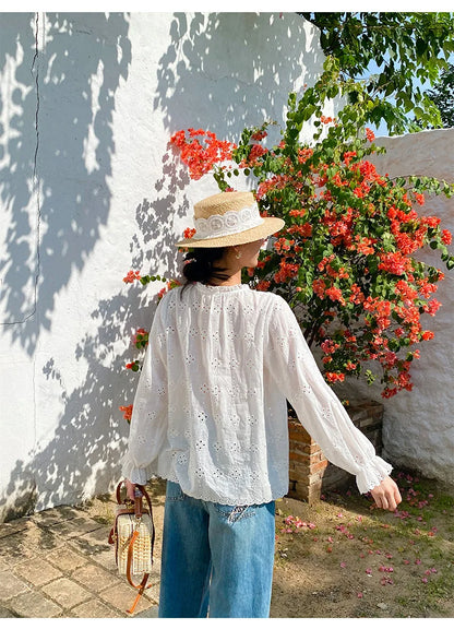 2025 Spring New Women's French White Shirt Splicing Lace Embroidery Design Ladies Shirt Long Sleeve Casual Holiday Beach Tops