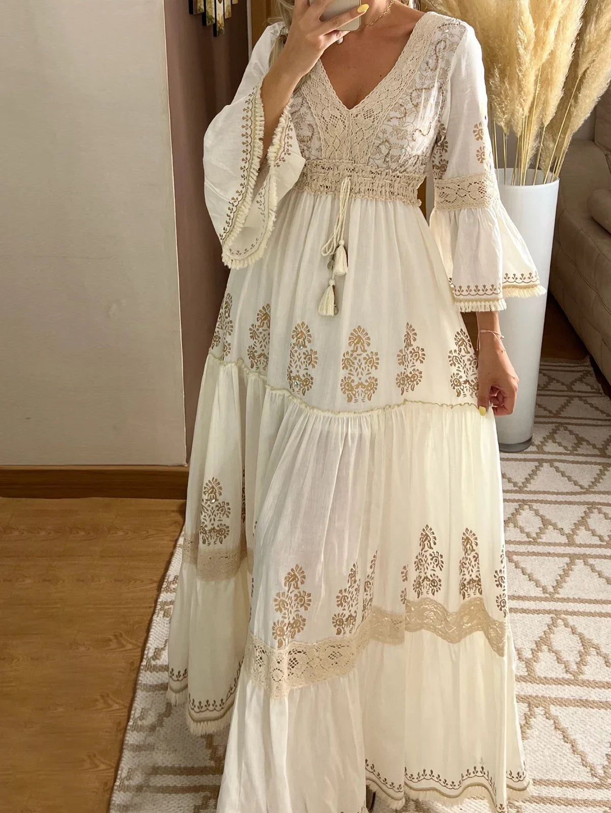 New Retro Women's Dress Floral Print Lace V-Neck Elegant Classic Flared Sleeve Holiday Maxi Dress Elegant Classics Versatility