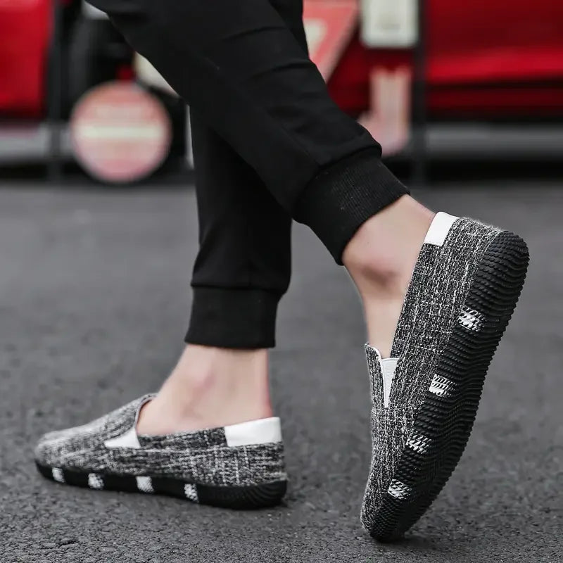 Men's Board Shoes Summer New Luxury Canvas Breathable Soft Sole Hiking Casual Fashion Trend Linen Lazy Fashion Brand Shoes