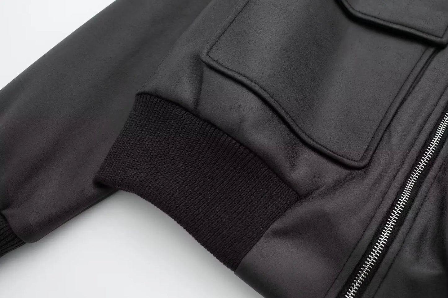 TRAFZA Winter Short Coats Woman Trendy Black Turn-Down Collar Long Sleeves Pockets Zipper Female High Street Thick Jackets