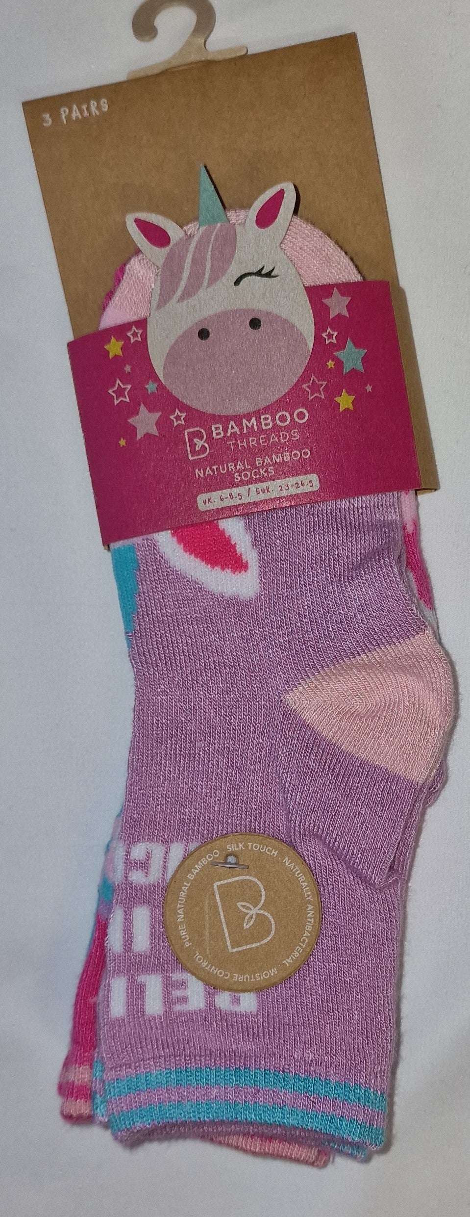 SO29 DOG AND UNICORN UK 4 - 3.5