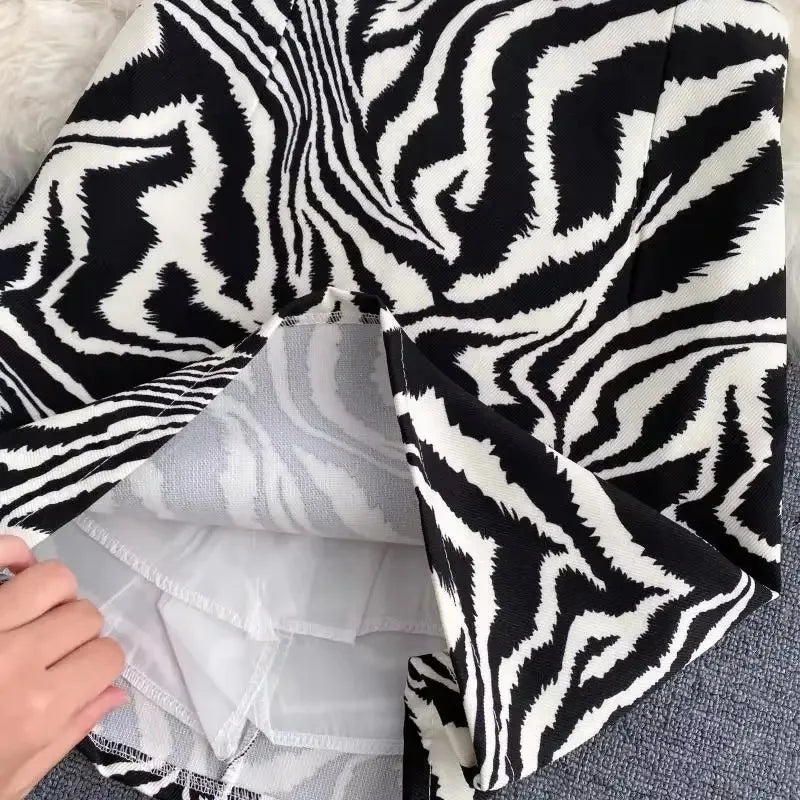 2025 Korean Zebra Print Midi Skirt Women Autumn New Female A-line High Waist Loose Skirts Vintage Mini Skirt