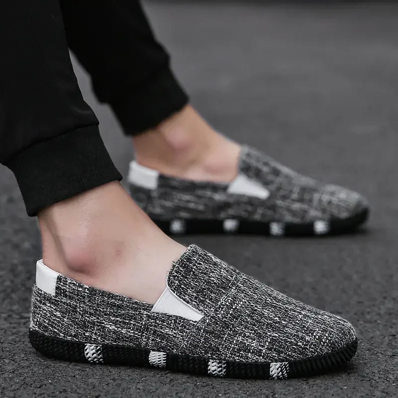 Men's Board Shoes Summer New Luxury Canvas Breathable Soft Sole Hiking Casual Fashion Trend Linen Lazy Fashion Brand Shoes