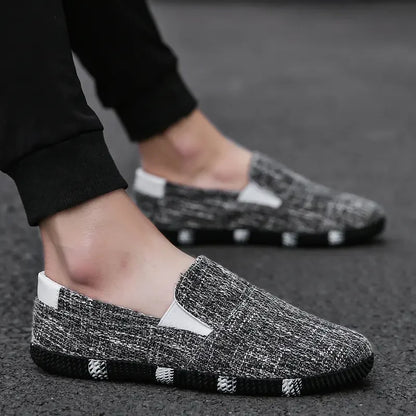 Men's Board Shoes Summer New Luxury Canvas Breathable Soft Sole Hiking Casual Fashion Trend Linen Lazy Fashion Brand Shoes