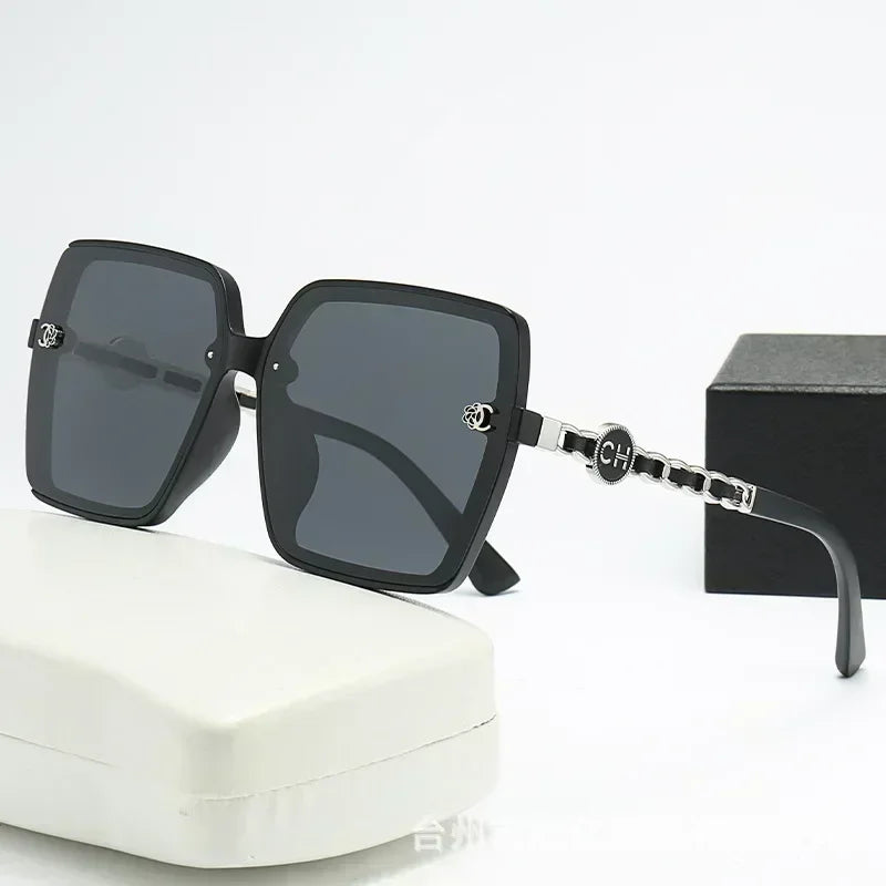 2025 New Fashion Sunglasses Women Hot Sale Polarized Square Retro Sun Glasses Large Frame Gradient Ladies Sunglass for Men UV400