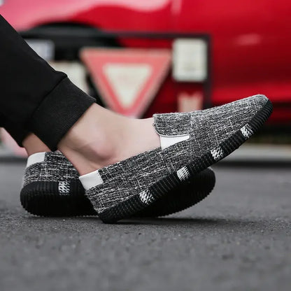Men's Board Shoes Summer New Luxury Canvas Breathable Soft Sole Hiking Casual Fashion Trend Linen Lazy Fashion Brand Shoes