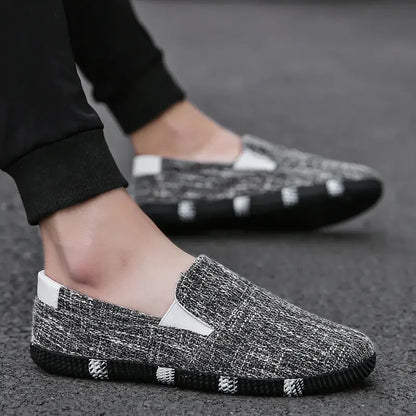 Men's Board Shoes Summer New Luxury Canvas Breathable Soft Sole Hiking Casual Fashion Trend Linen Lazy Fashion Brand Shoes
