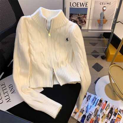 2025 New Fashion Autumn Winter Sweater Women Jacket Long Sleeves Loose Knitted Cardigan Coat Female Warm Outerwear Ladies Tops