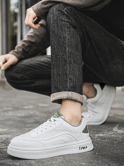 New Men Sneakers Comfortable Platform Shoes 2025 Trend Lace-up Vulcanized Shoes lightweight breathable White Casual Sneakers