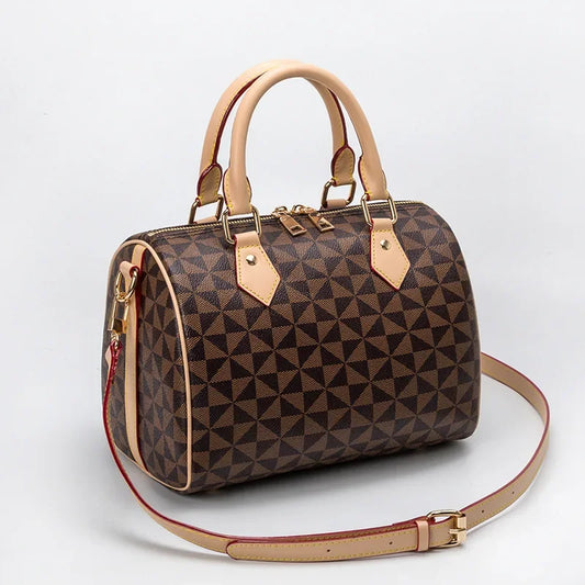 Boston Classic Vintage 2022 New Large Capacity Soft Handbag Women's Shoulder Bag Trendy European And American Style Pillow Bag