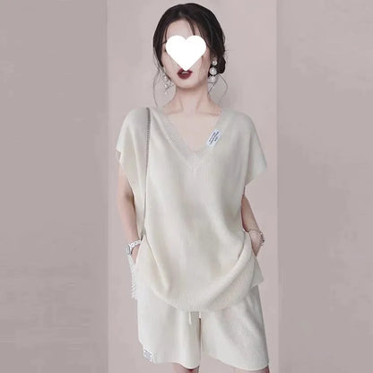 Casual Fashionable V-Neck Shorts Set Summer New Light Elegant Quality Small Size People Will like Short Skirt And Top Set