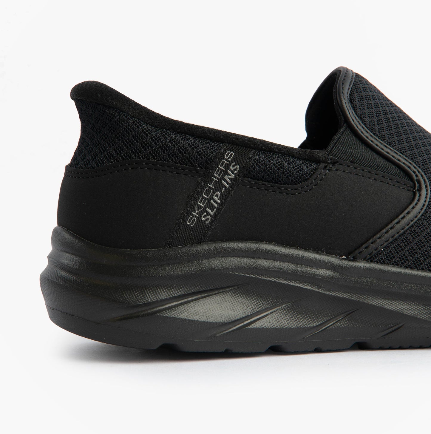 Skechers 233103/BBK EQUALIZER 6.0 - STOAVER Mens Trainers Black