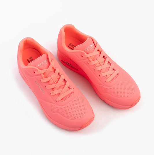 Skechers 73690/CRL UNO - STAND ON AIR Womens Trainers Coral