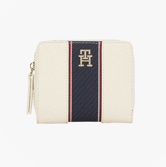 Tommy Hilfiger Womens monogram wallet with TH signature Cream