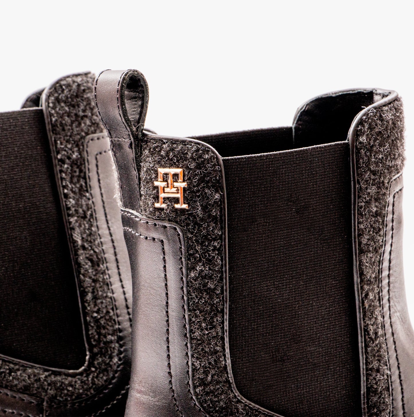 Tommy Hilfiger FEMININE FELT CHELSEAIE Womens Boots Black