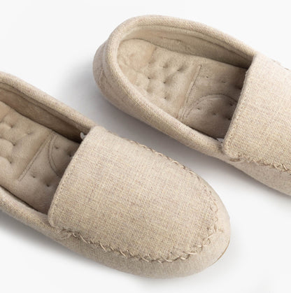 Totes Isotoner TEXTURED Womens Moccasin Slippers Light Brown