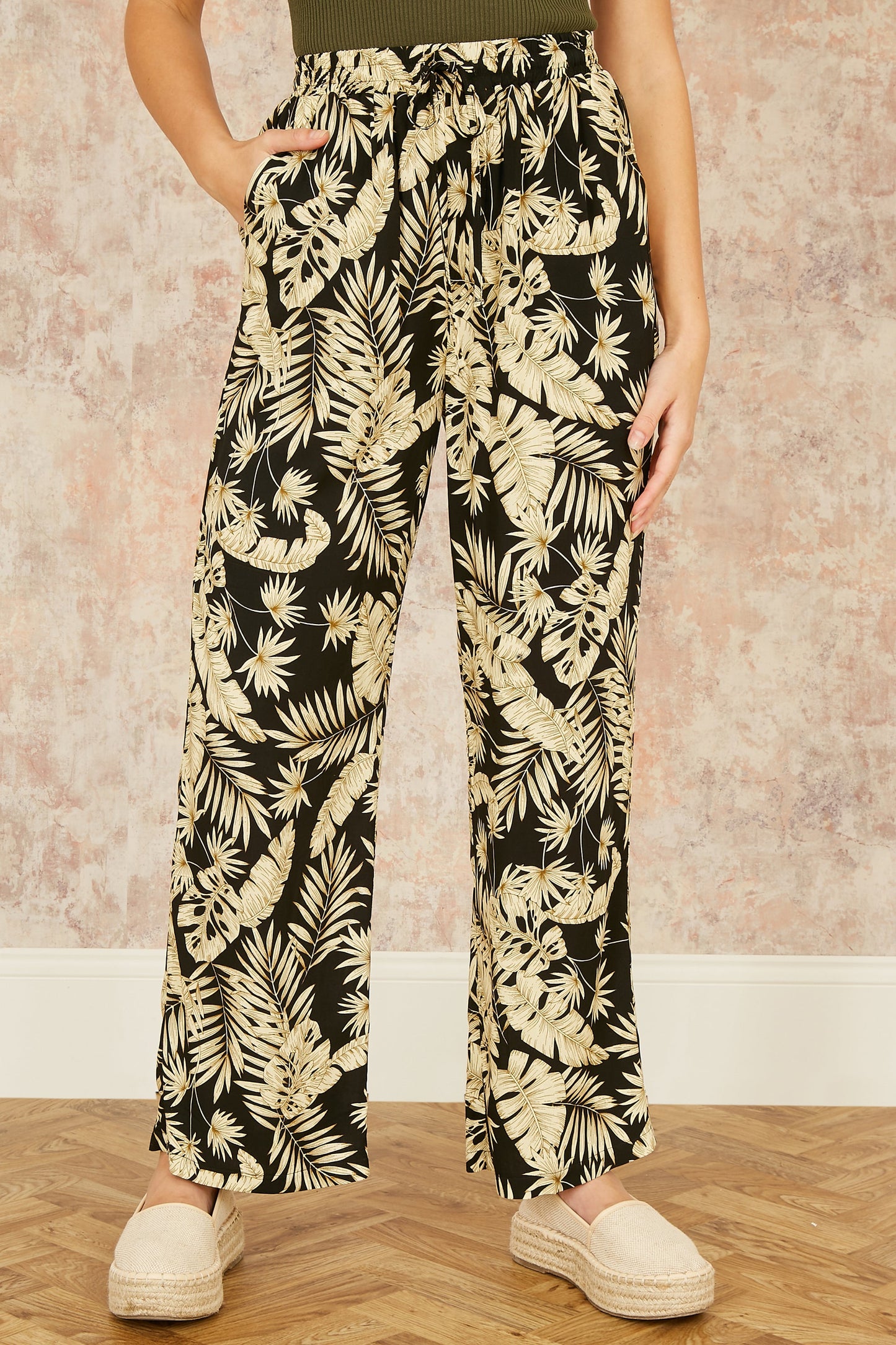 Yumi Black Fern Print Relaxed Fit Trousers