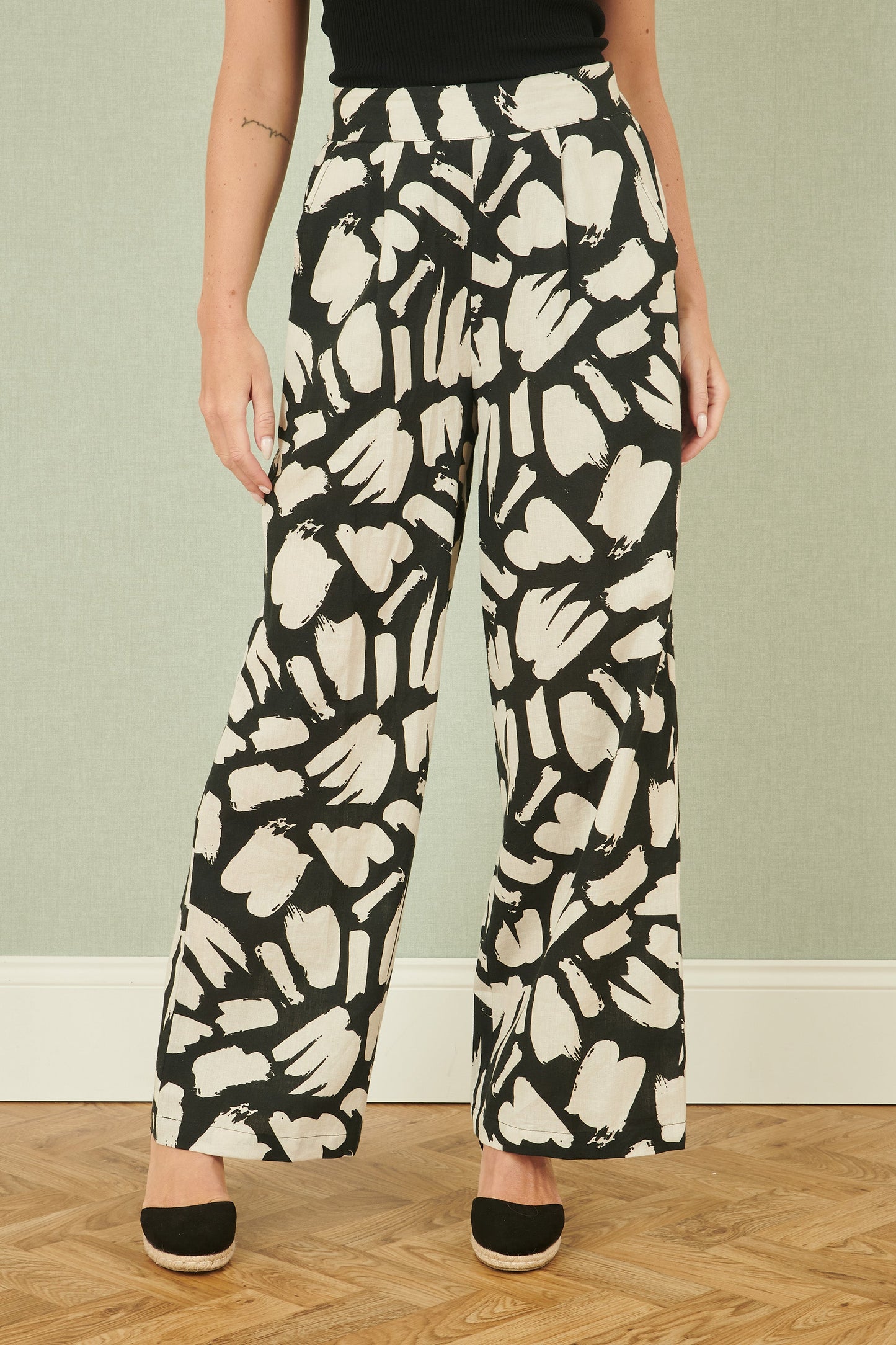 Yumi Black Cotton Splash Print Relaxed Fit Trousers