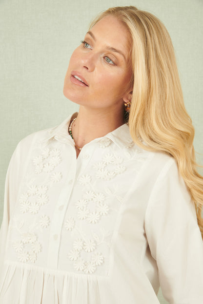 Yumi White Cotton Flower Tunic Dress