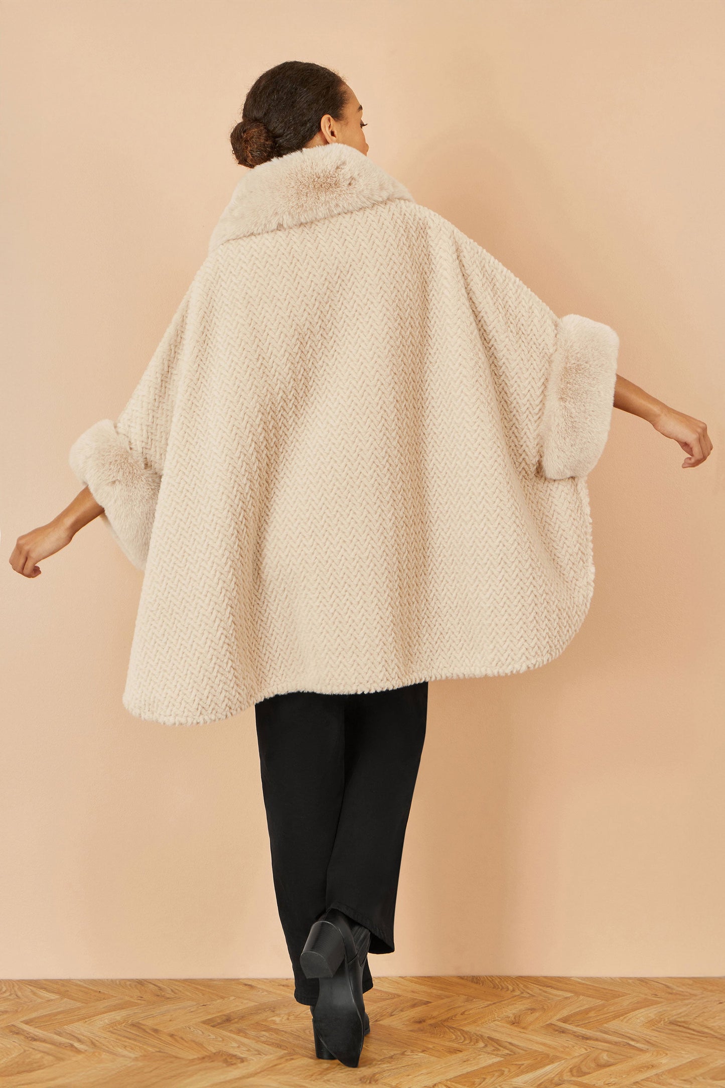 Yumi Beige Textured Fur Lined Cape