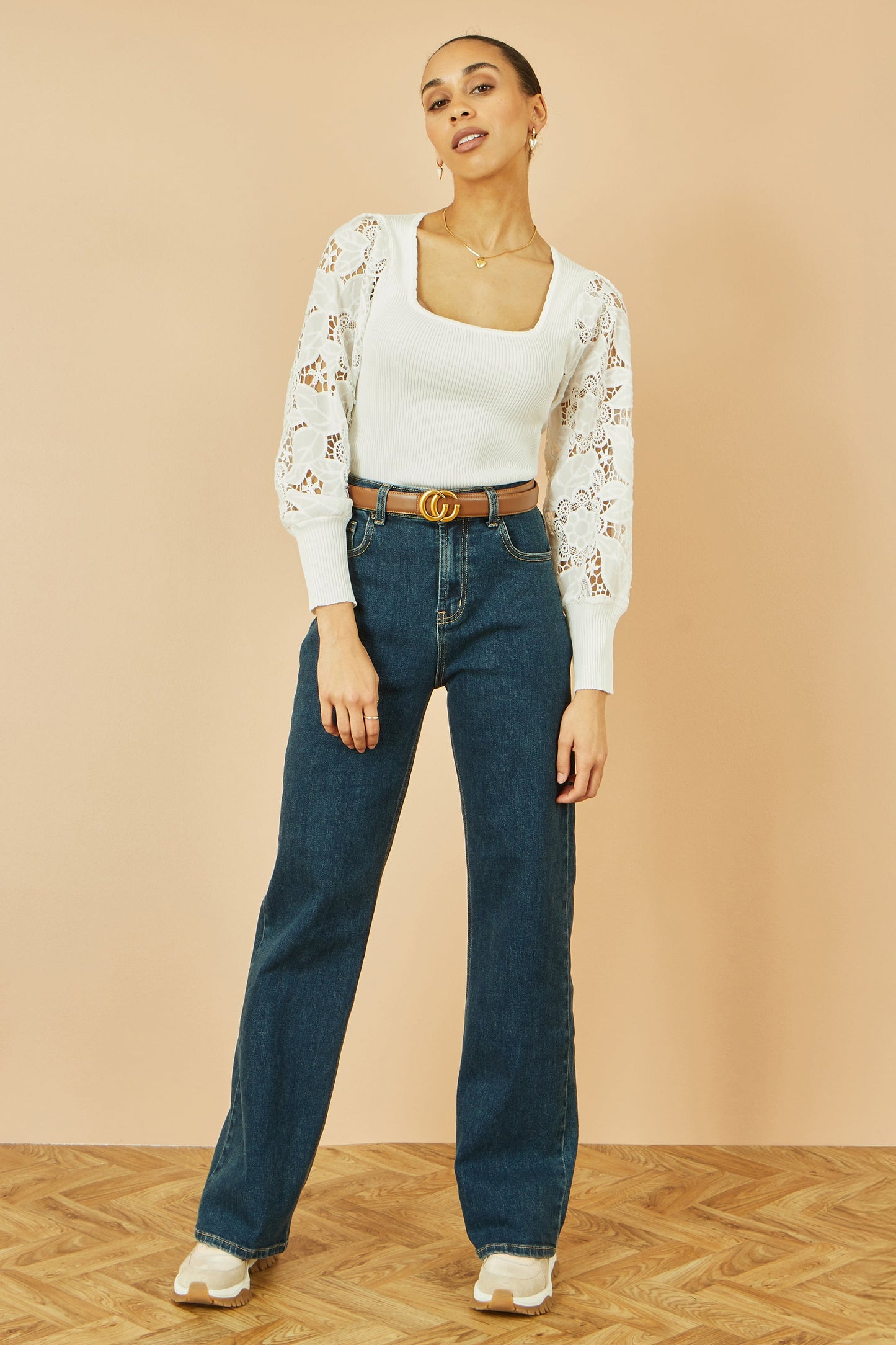 Yumi White Ribbed Knitted Top With Lace Sleeves