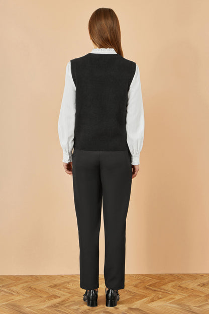 Yumi Black Flower Knitted Sleeveless Jumper Vest