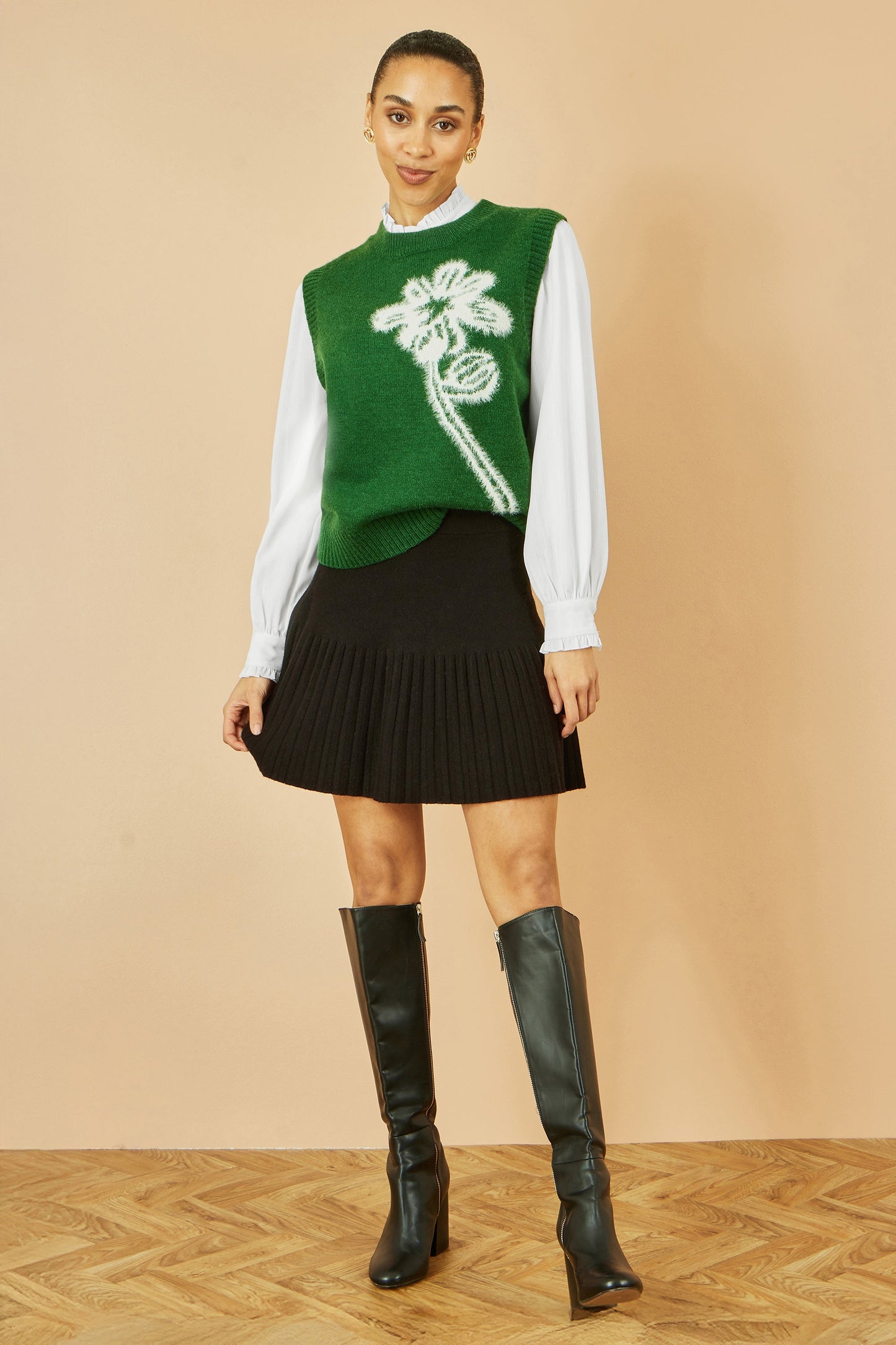 Yumi Green Knitted Flower Sleeveless Jumper Vest