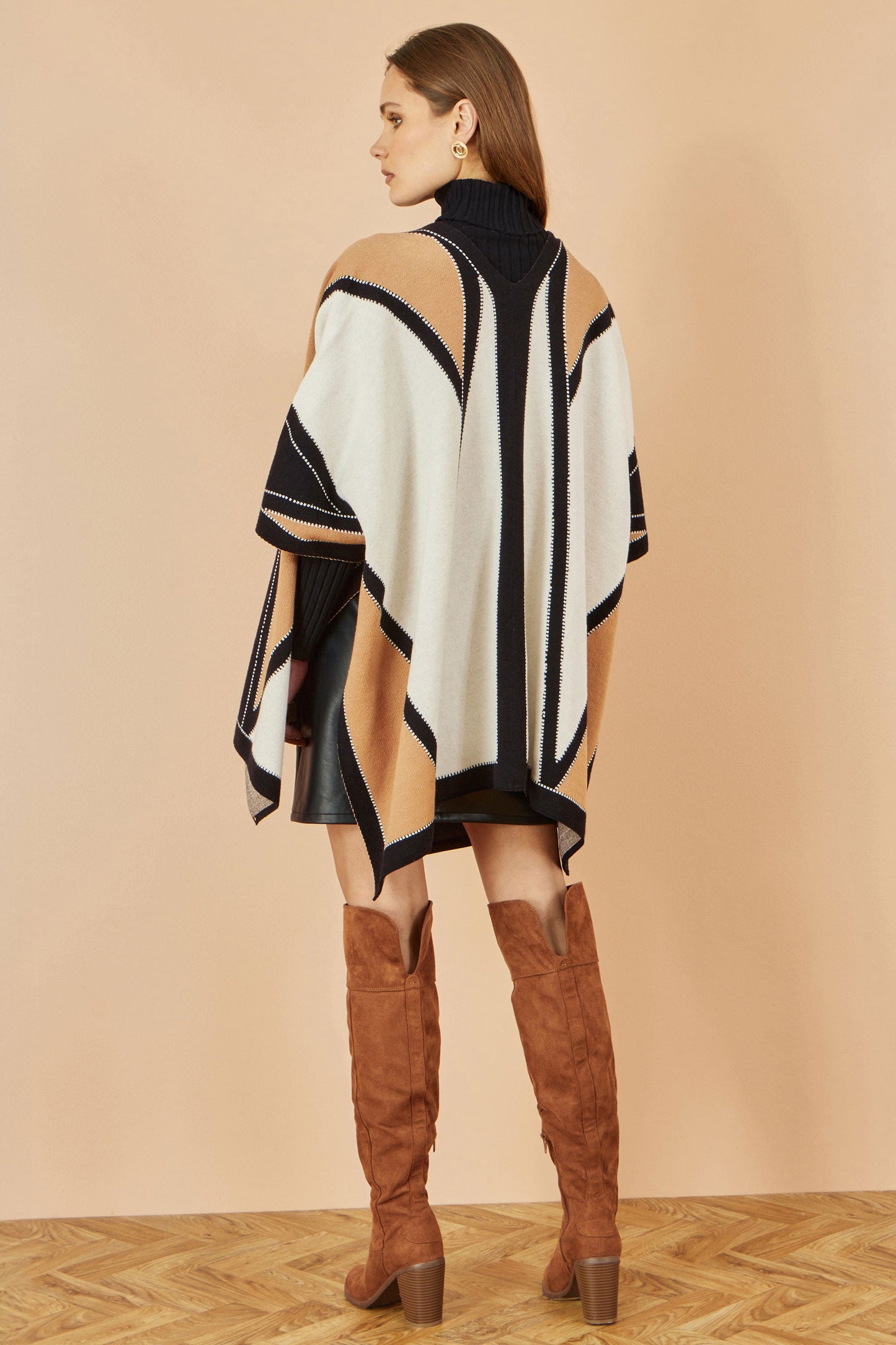 Yumi Brown Colour Block Cape