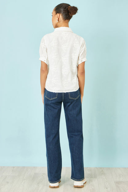 Yumi White Cotton Flower Applique Shirt