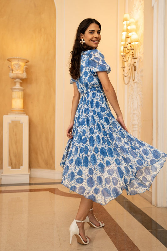 Yumi Blue Floral Pleated Midi Dress With Puff Sleeves
